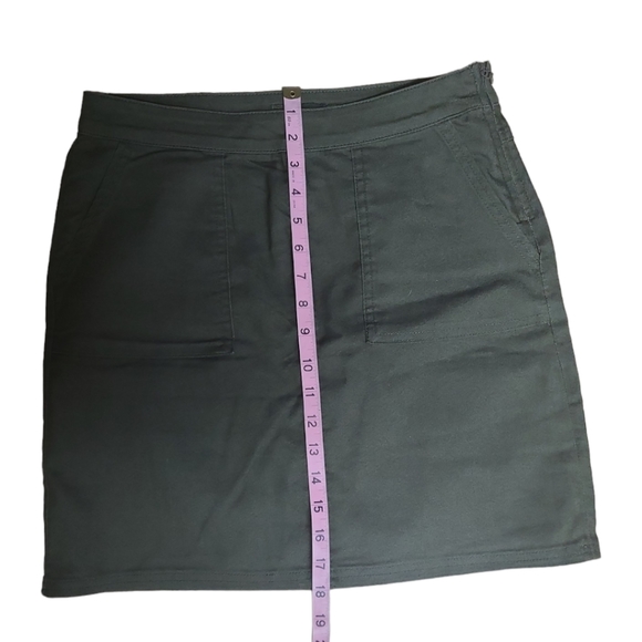 Prana Olive Green Mini Skirt NWOT - Picture 10 of 11